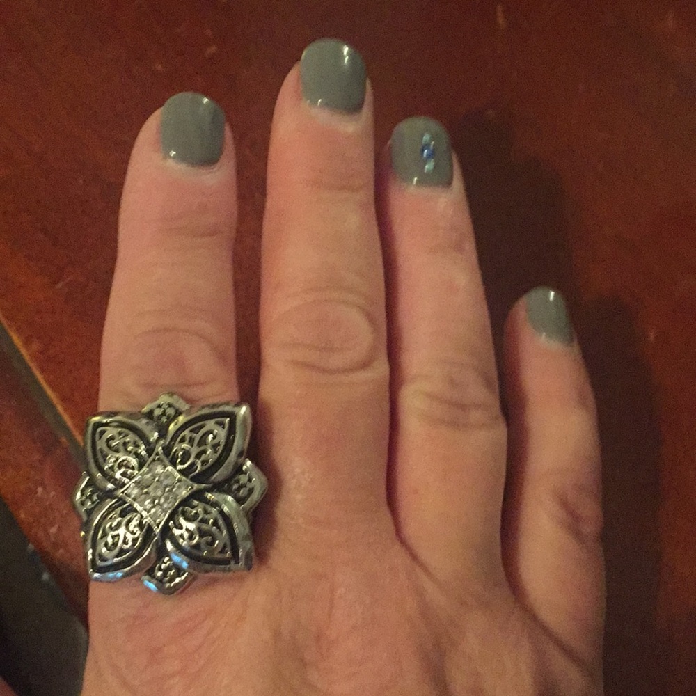 Cute stretch ring - Picture 3 of 3